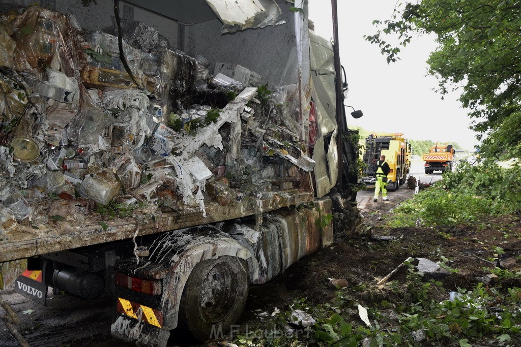 Schwerer VU A 3 Rich Oberhausen Hoehe AK Leverkusen P586.JPG - Miklos Laubert